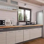 Z Ogrodem W Strzezenicach By Renters *