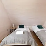 Сasa de vacaciones Z Ogrodem W Strzezenicach By Renters